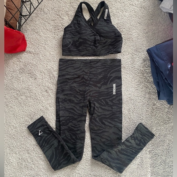 Gymshark Adapt Animal Seamless Bra - Picture 3 of 3